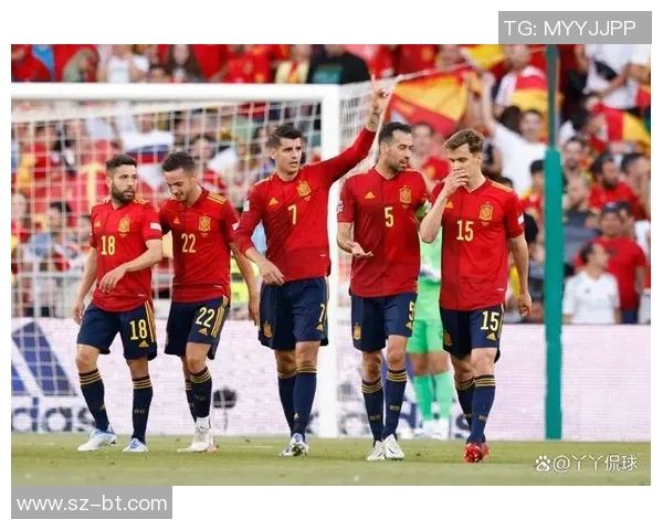 四大球星齐聚赛场高清足球壁纸展示激情与荣耀