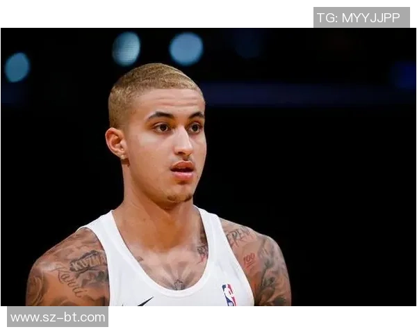 聚焦足球赛场黑人球星与白人核心力量的融合与竞技对话