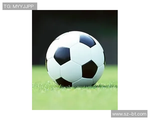 全新帕尼尼足球星卡盲盒包装开箱体验带你探索未知惊喜 全新帕尼尼足球星卡盲盒包装开箱体验带你探索未知惊喜