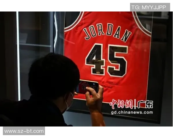 足球球星亲笔签名大全 精美签名图片收藏与鉴赏